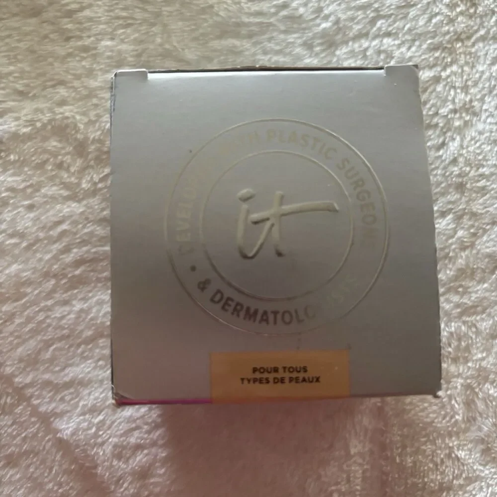 IT Cosmetics Confidence in a Cream Moisturizer SUPERCHARGED+ 2 oz / 60 ml NIB